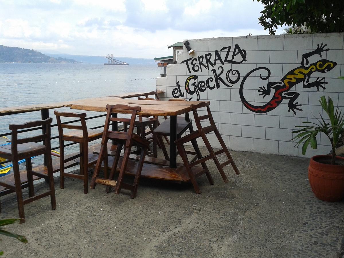 Harleys Hotel Olongapo Bagian luar foto